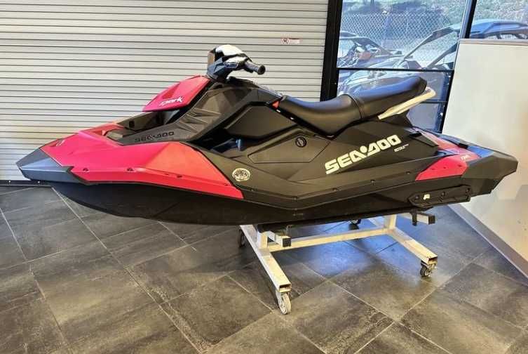 SEA-DOO BRP SPARK Спарк гідроцикл гидроцикл гидрик водий мотоцикл