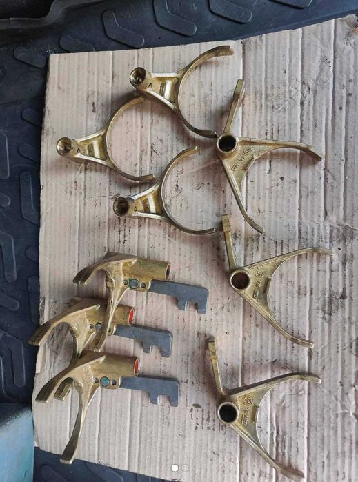 Вилки вибору передач КПП Tl8 TL4 Duster Kangoo, Scenic, Logan