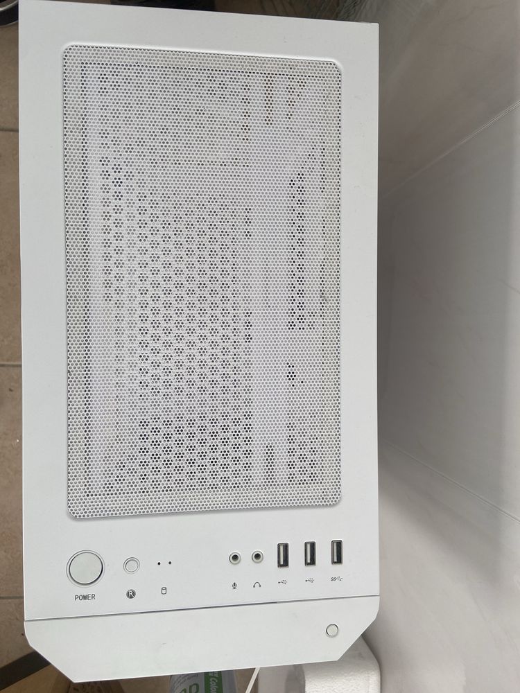Продам корпус msi mag forge 100r