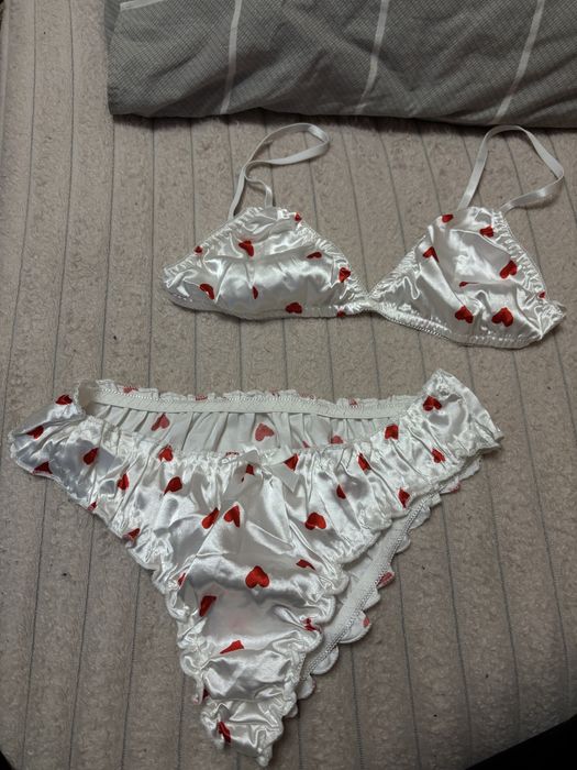 Ніжна білизна м розмір