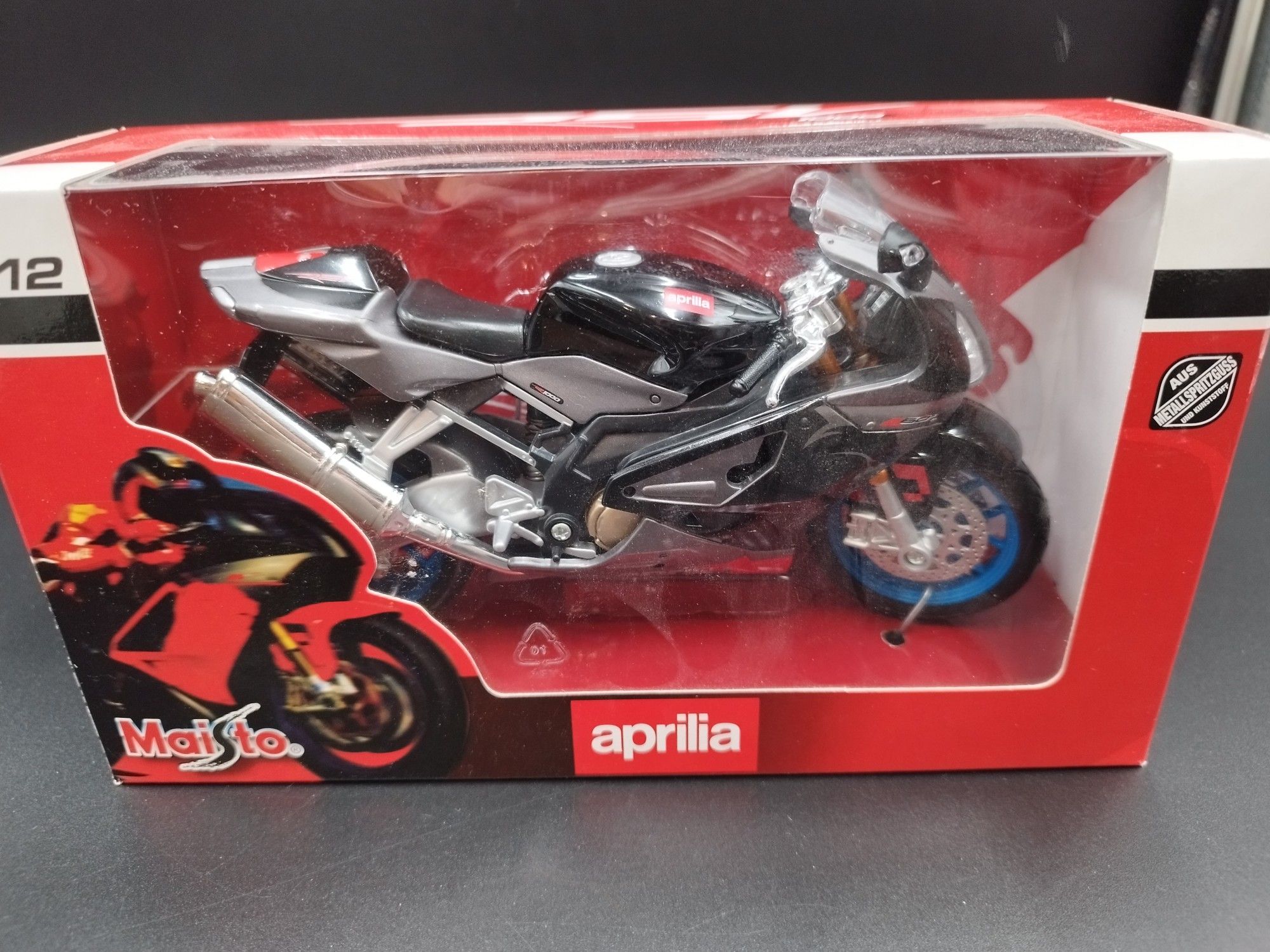 1:12Maisto Aprilia R1000 model nowy