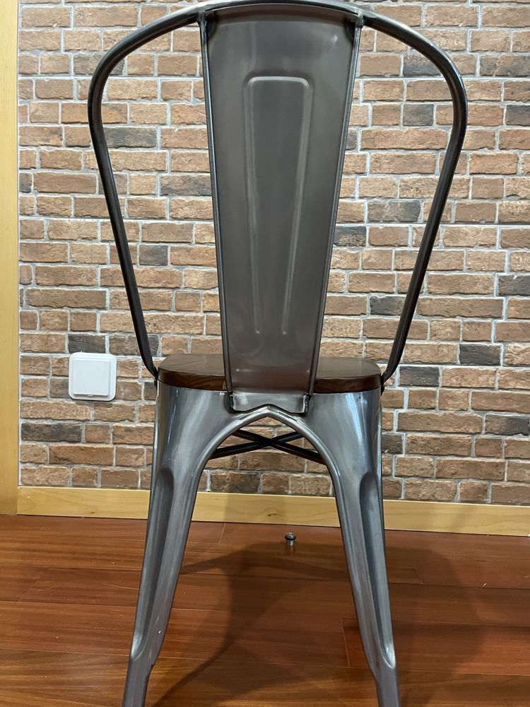 Cadeiras Estilo Industrial