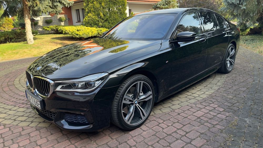 BMW Seria 7 Pierwszy właściciel, pełna opcja, serwisowany w połówkach