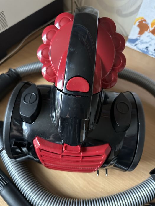 Пилосос для прибирання 700 w