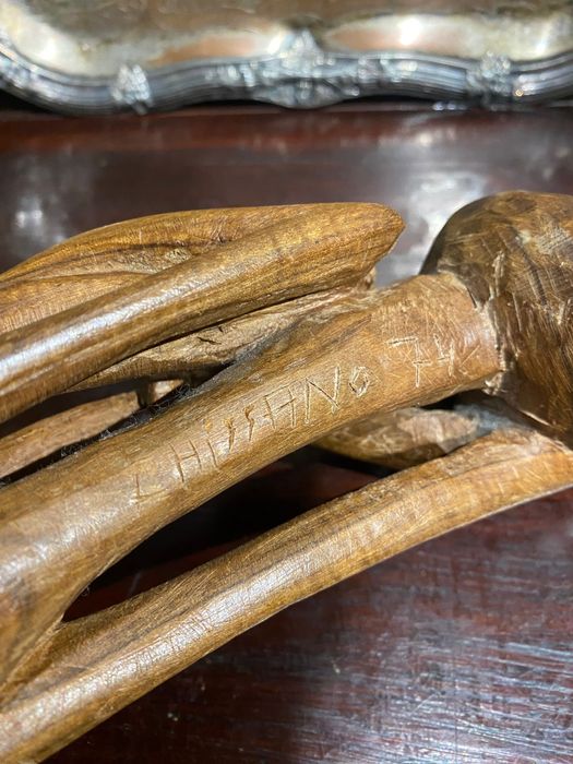 Escultura Alberto Chissano 66 cm África Moçambique Anos 70 Assinada