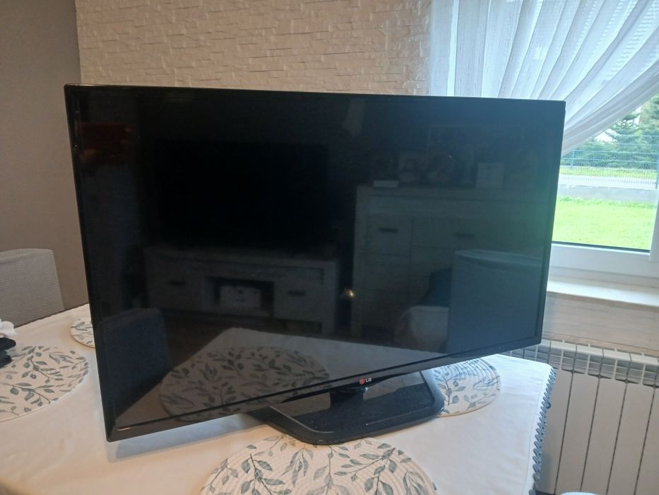 Telewizor LG  42 cale