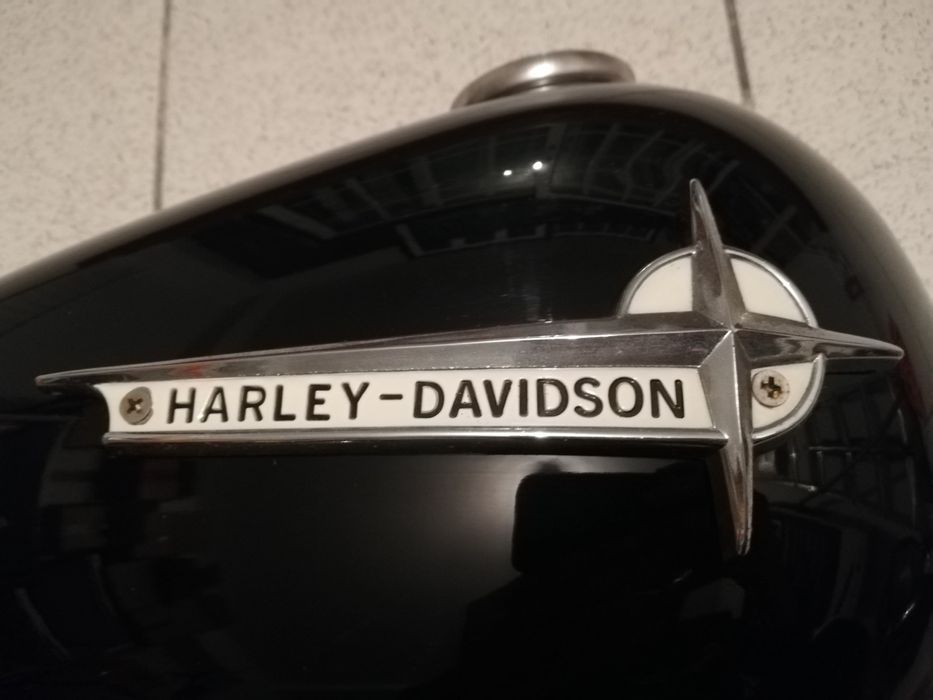Depósitos Harley Davidson Softail retro