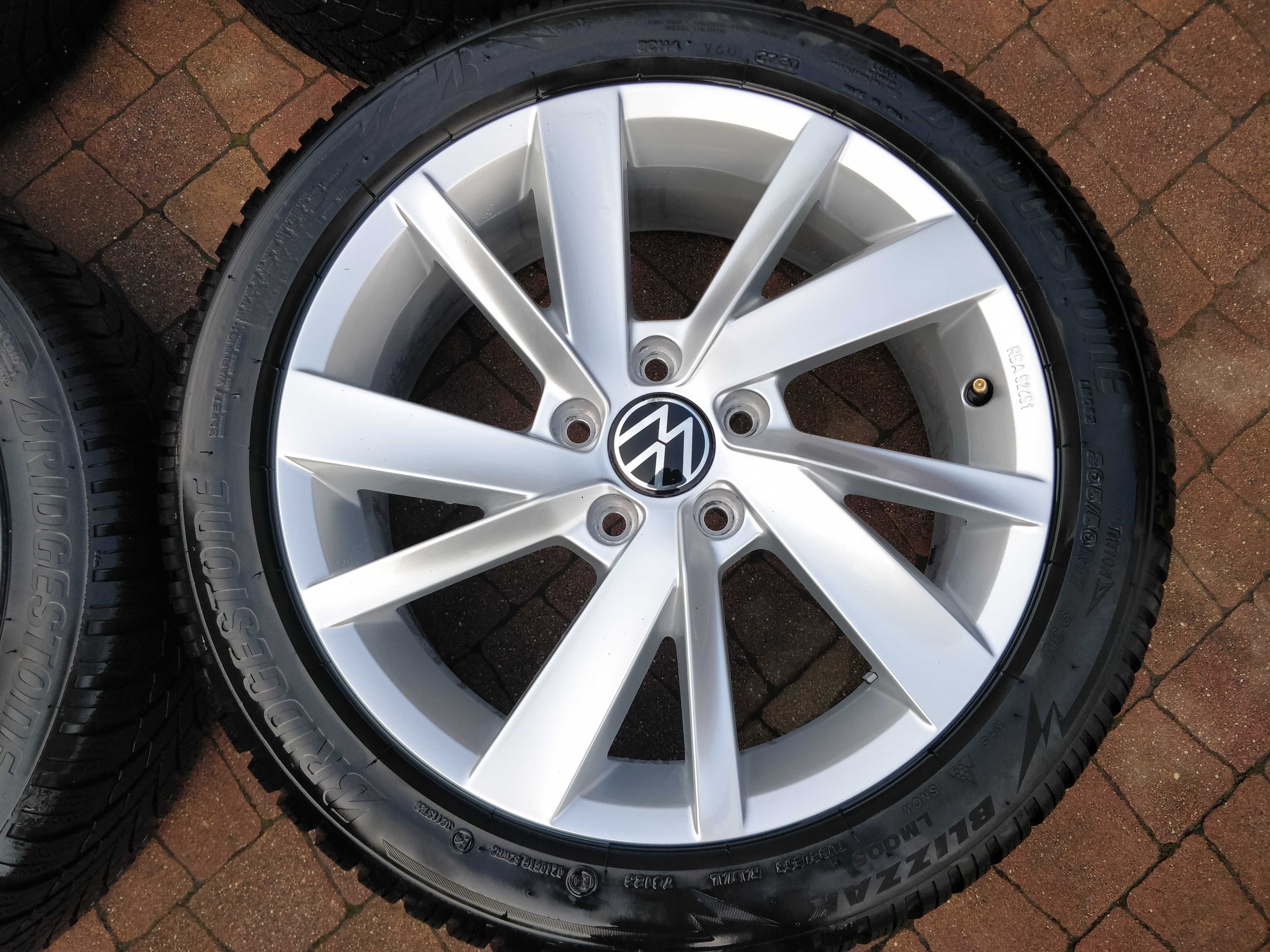 3483. Alufelgi 17" Vw Golf Mk8 VIII oryginalne 6.5J ET46 5x112