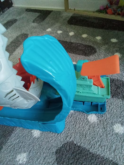 Hotwheels robo rekin tor wyrzutnia