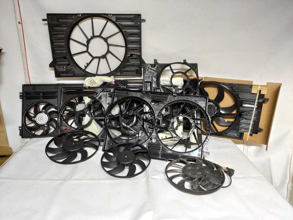 Audi RSQ8 SQ8 SQ7 Патрубки системи охолодження впускний колектор Ауді.