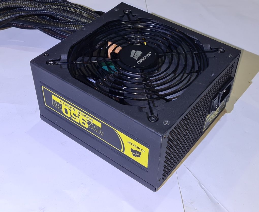 Corsair 950W TX950W