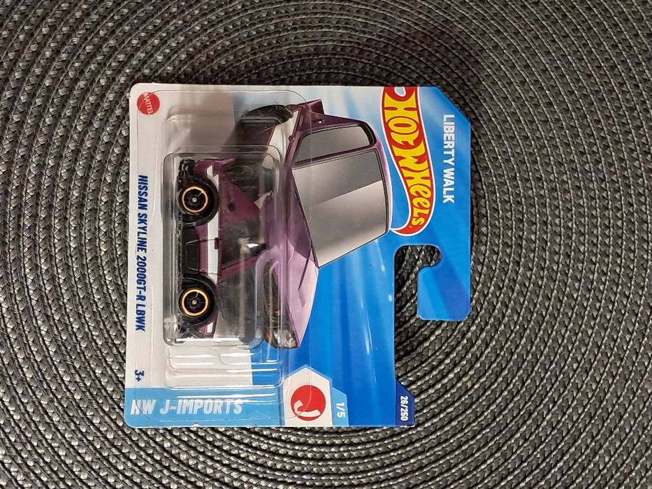 Hot Wheels Nissan Skyline 2000GT-R