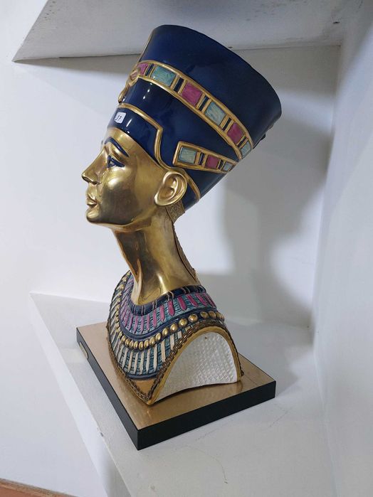 Busto de Eduardo Tasca