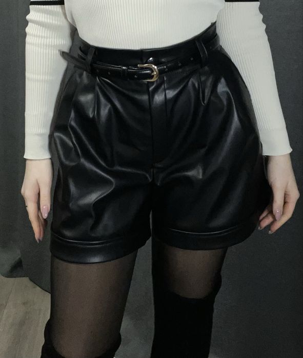 Шкіряні шортики на флісі