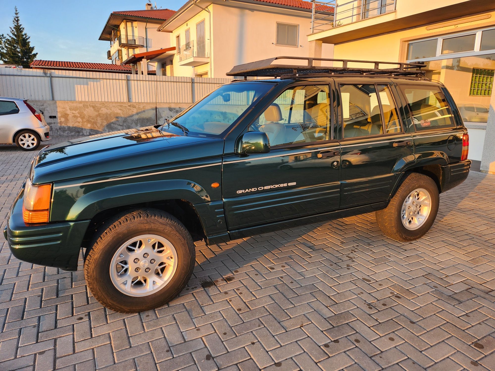 Jeep Grand Cherokee ZJ 2.5