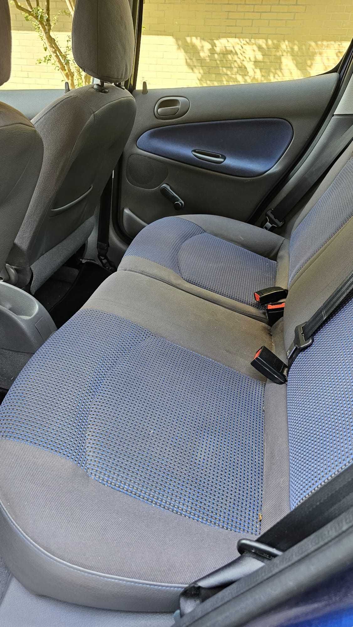 Peugeot 206 1.1 em otimo estado