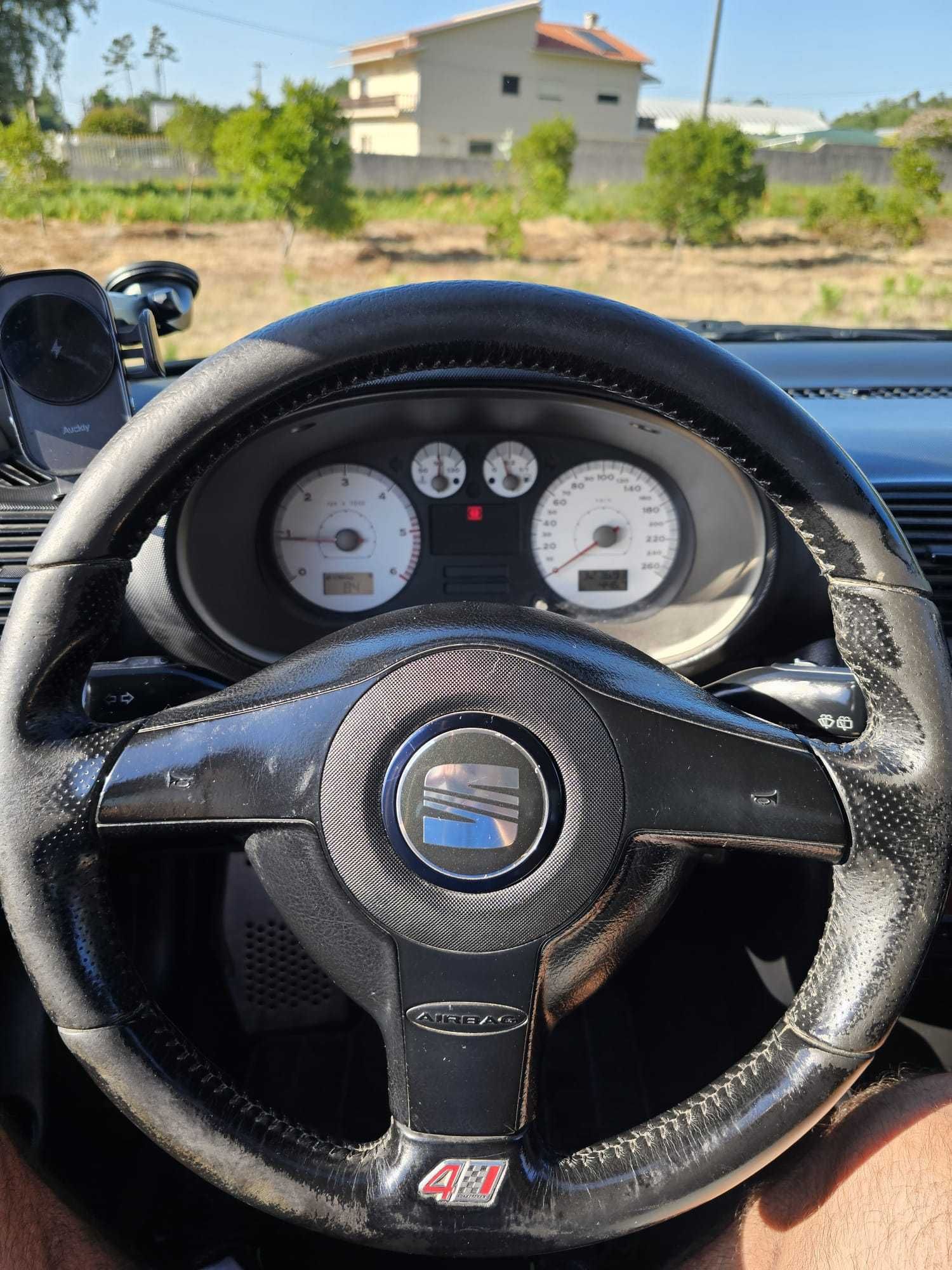Seat Leon TDI 4 Cupra 150cv, edição limitada 4x4 só há 78 na Europa
