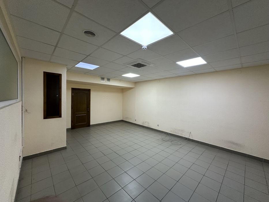 **ЦЕНТР!Світло Завжди! ЦУМ Оренда 35 кв.м. Бізнес Центр