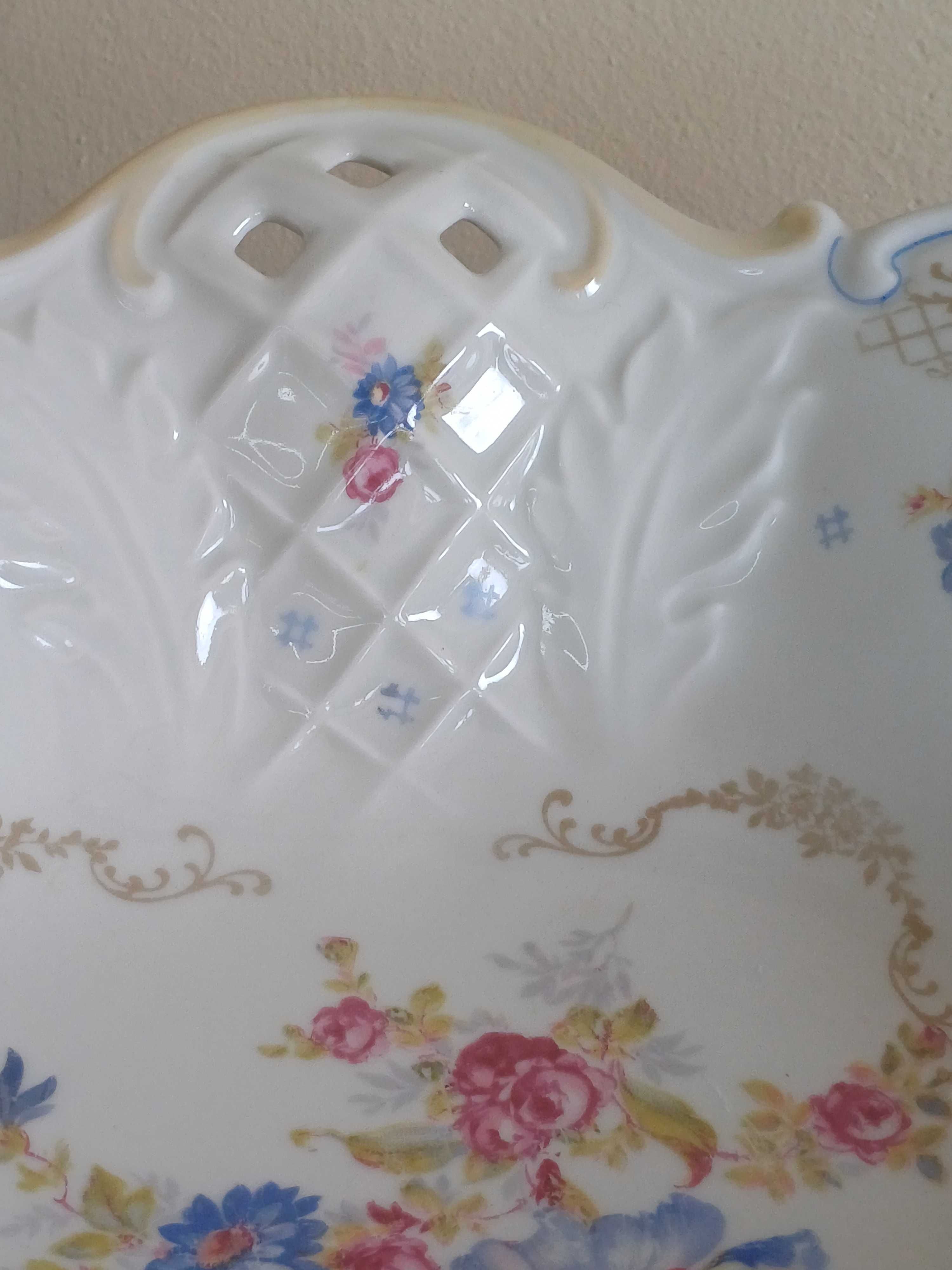 Patera porcelana sygnowana koroną śred.27,5cm (P.512)