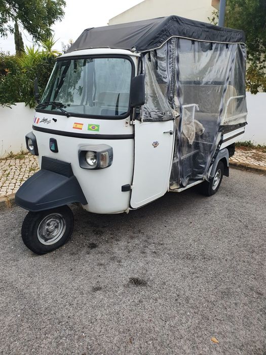 Tuk tuk piaggio ape 400