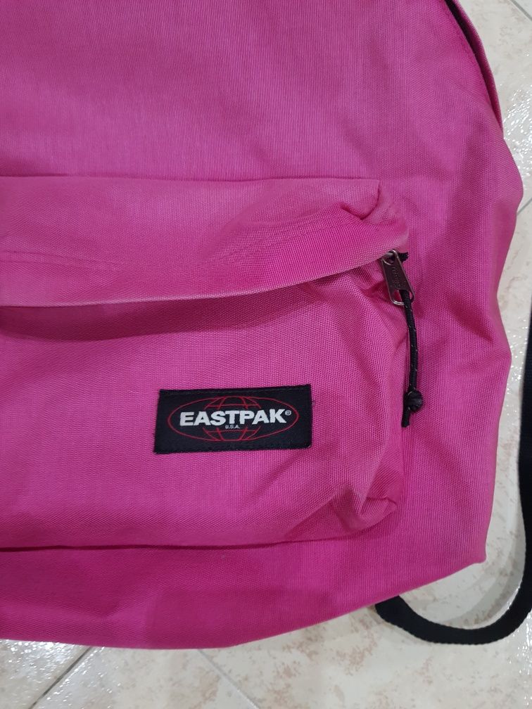 Mochila  EASTPACK Rosa