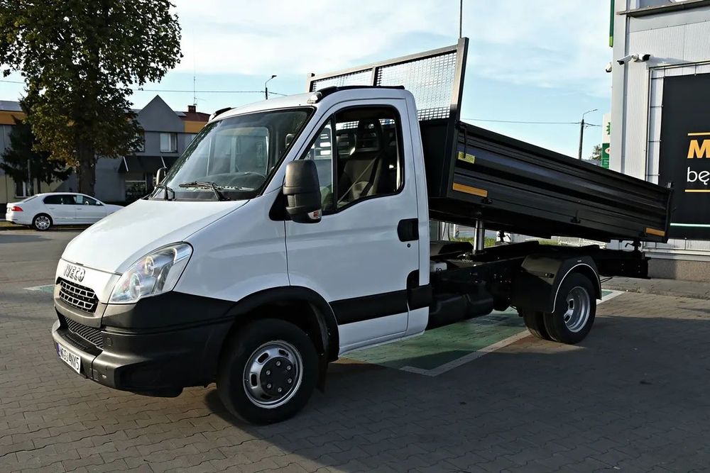 Iveco Daily  Iveco Daily ** Nowy Wywrot ** DMC 3,5 **