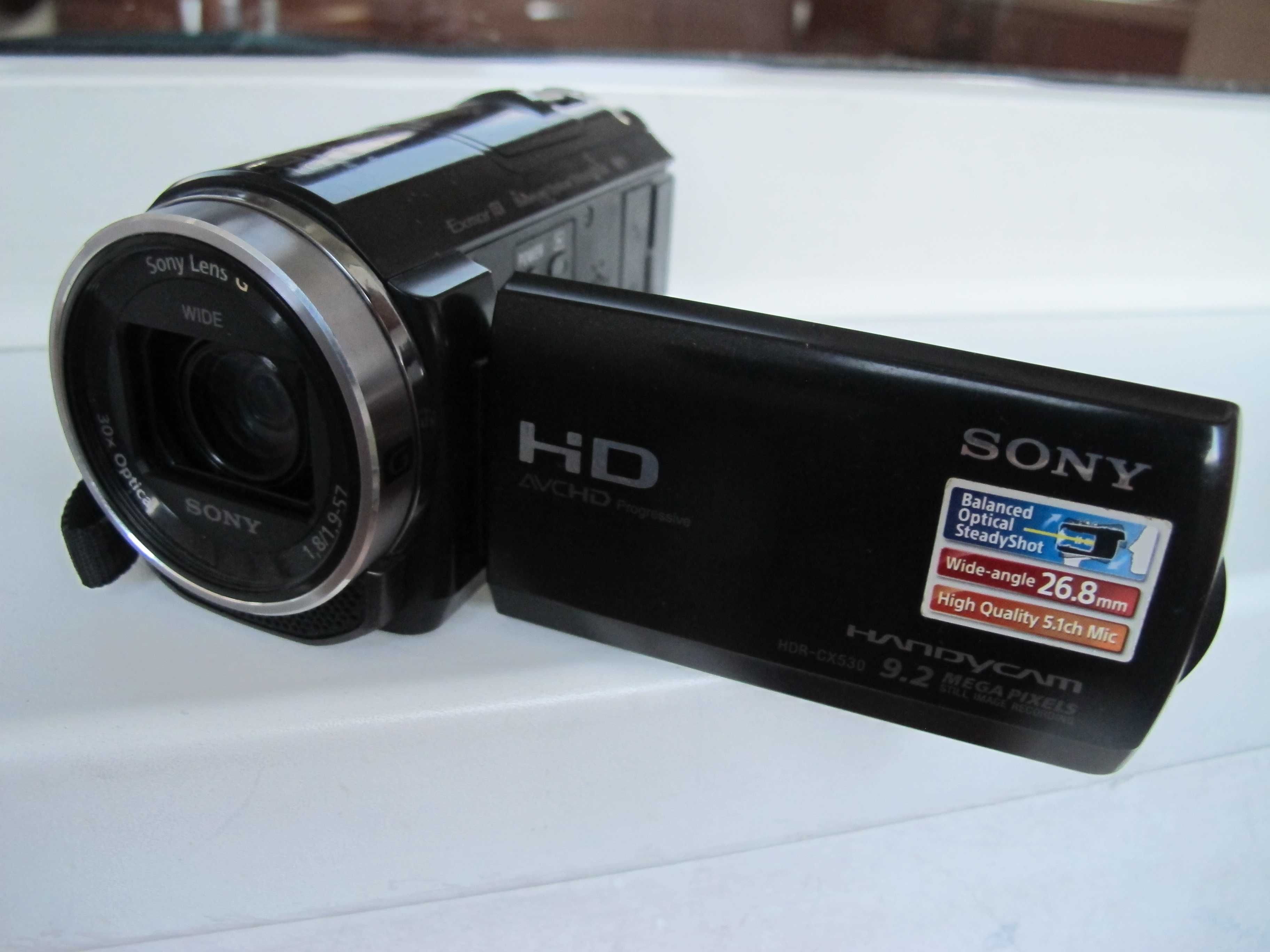 Sony  HDR-CX530 -  Full HD Wi-Fi, NFS, 5.1, мікрофонний вхід