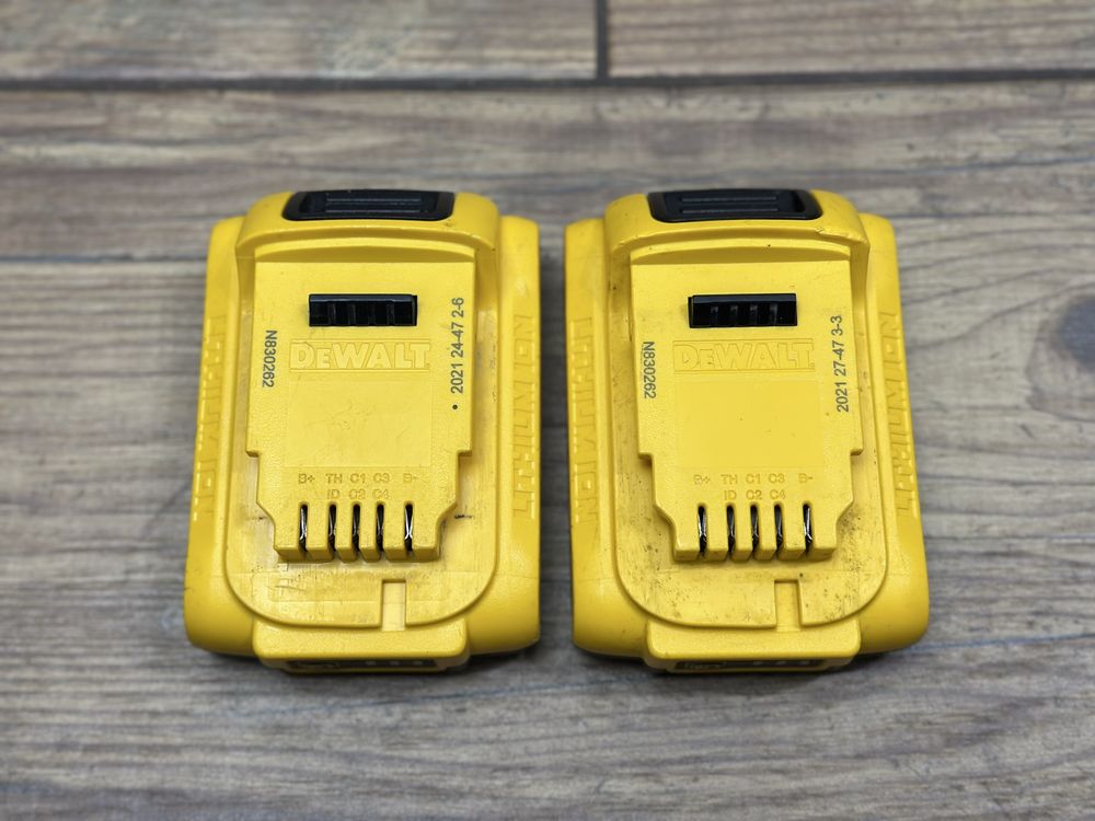 2x bateria, akumulator DeWalt XR 18V 2AH