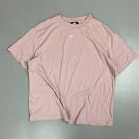 Топовая футболка Nike розовая центр свуш S размер