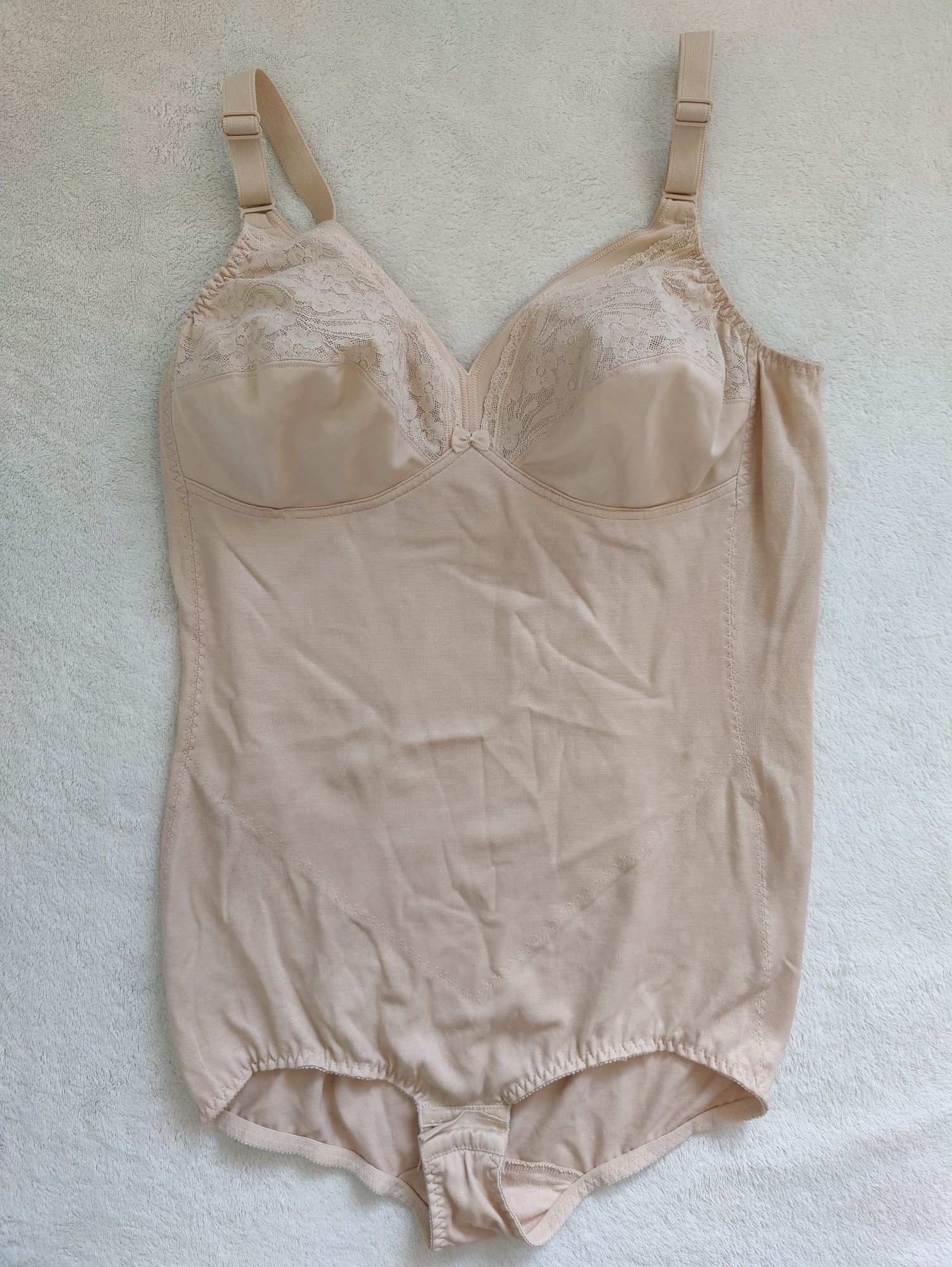 Body Triumph 85C beżowe cieliste nude