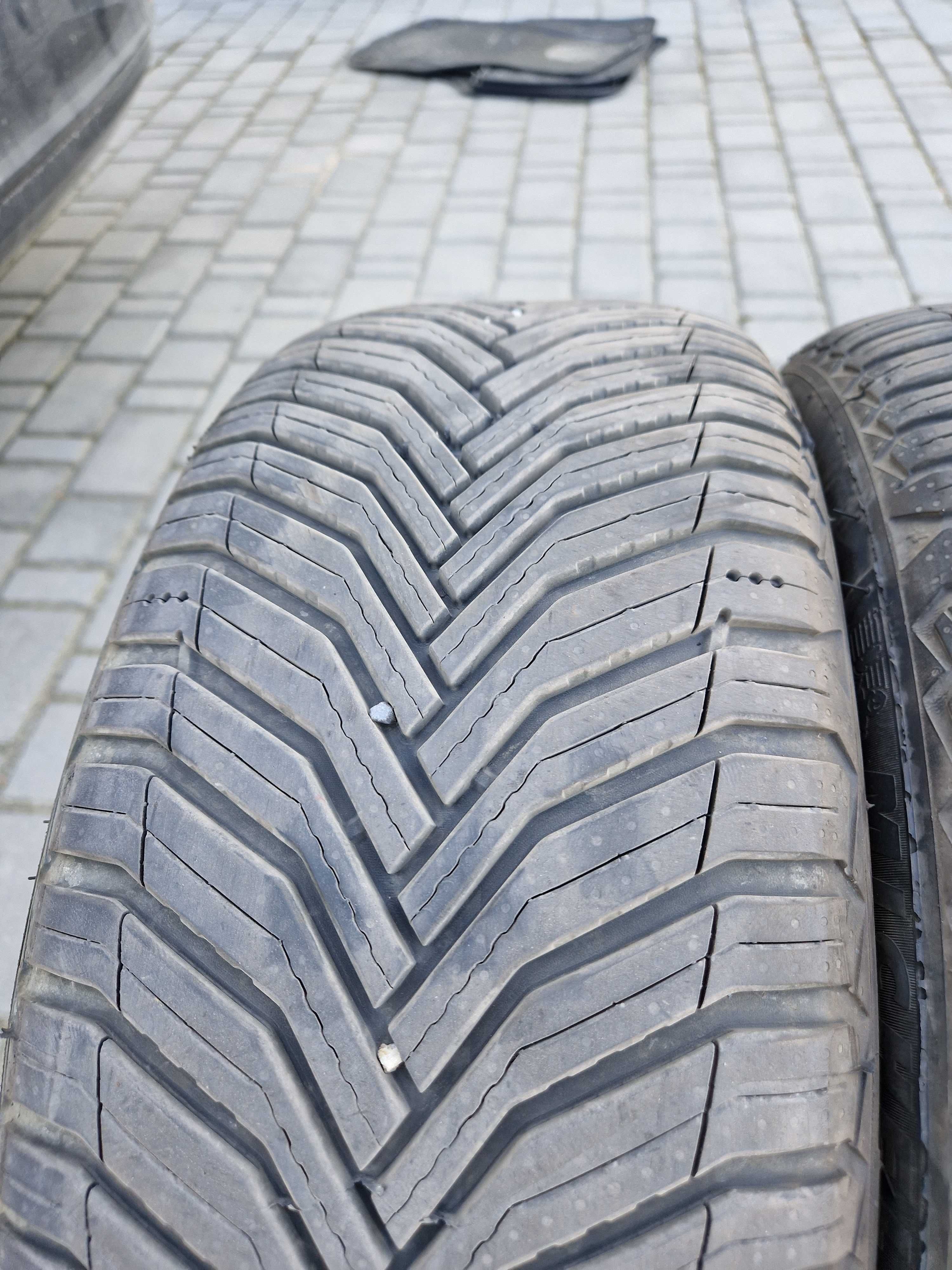 Opony całoroczne Michelin CrossClimate 2 225/40/18