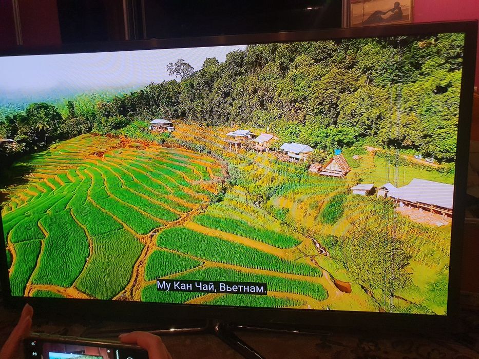 Продам телевизор Samsung PS64E8007G