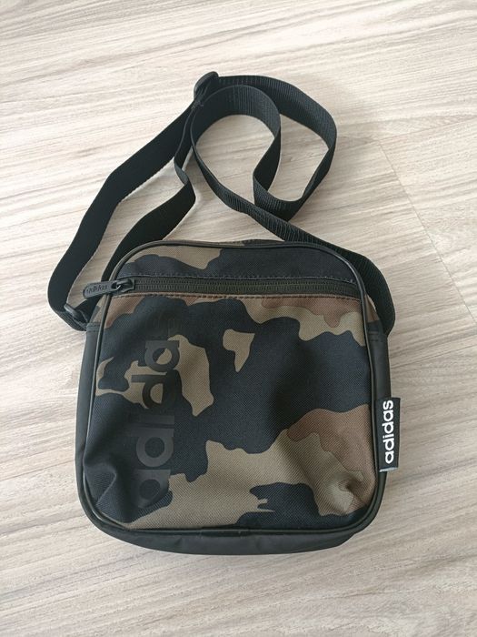 Saszetka ,nerka adidas