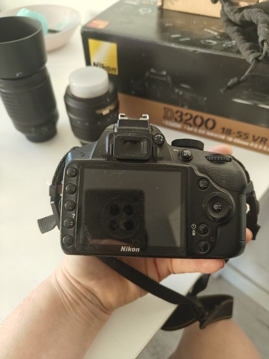 Aparat lustrzanka Nikon D 3200 obiektyw 18 55 vr kit