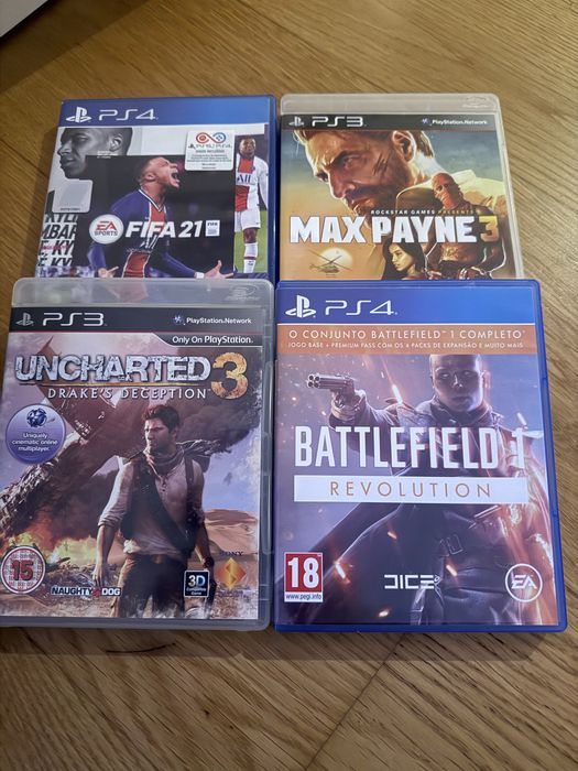 Playstation 4 usada em bom estado