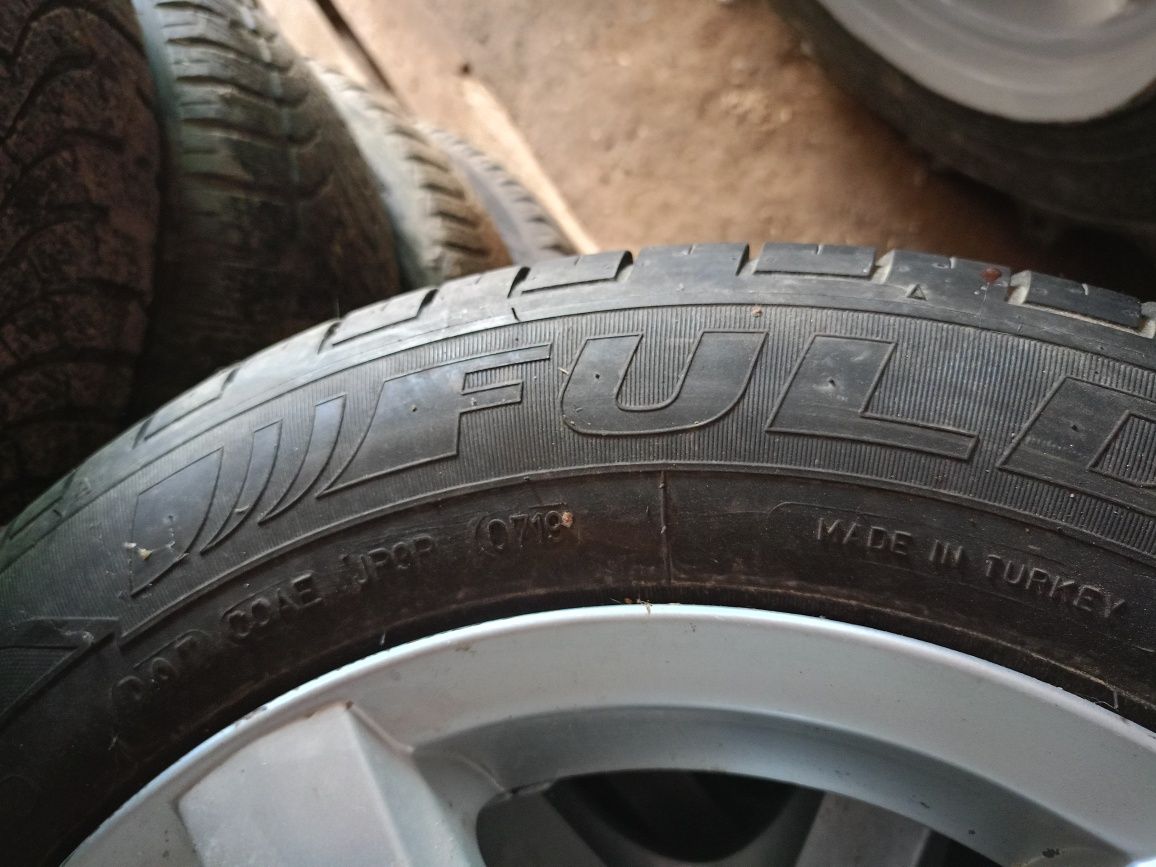 Felgi aluminiowe Honda R15 z oponami jak nowe