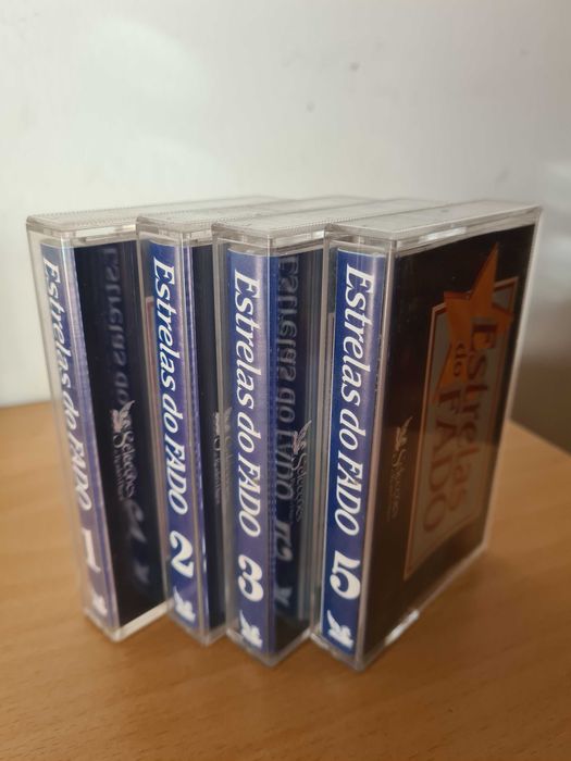 4 cassetes áudio da coleção "Estrelas do Fado"