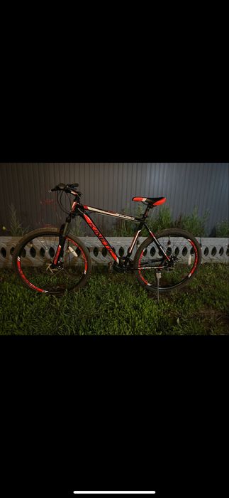 Продам велосипед Kinetic Storm