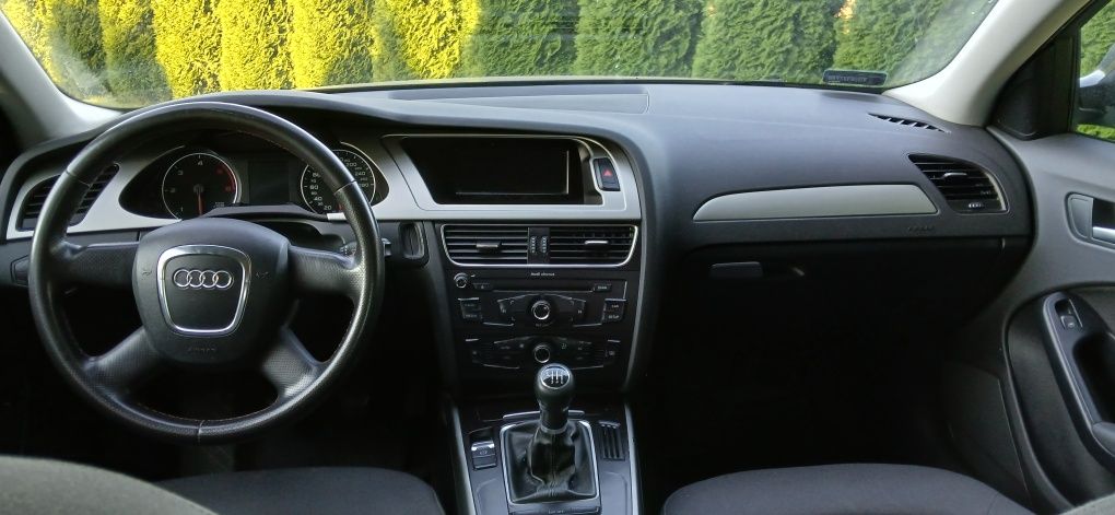 Audi A4 B8 2.0TDI Led Bi Xenon sedan