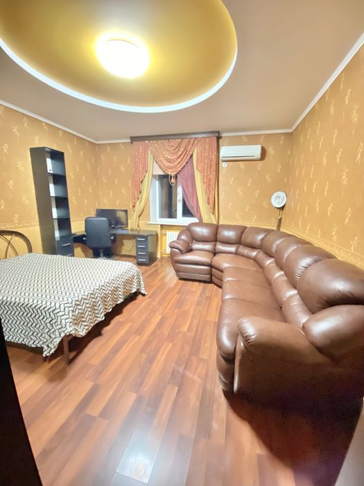 Продаж 3 кім. квартири. Центральний міський р-он. Плоша 107,2 м.кв