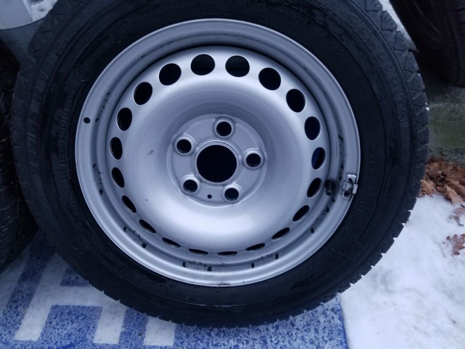 Шини 205.65.16с в зборі Т5 Volkswagen