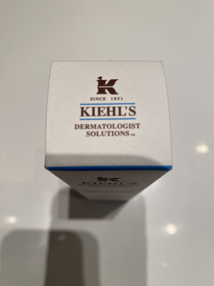 Kiehls Dermatologist Solutions Hydro-Plumping Re-Texturizing Serum Con