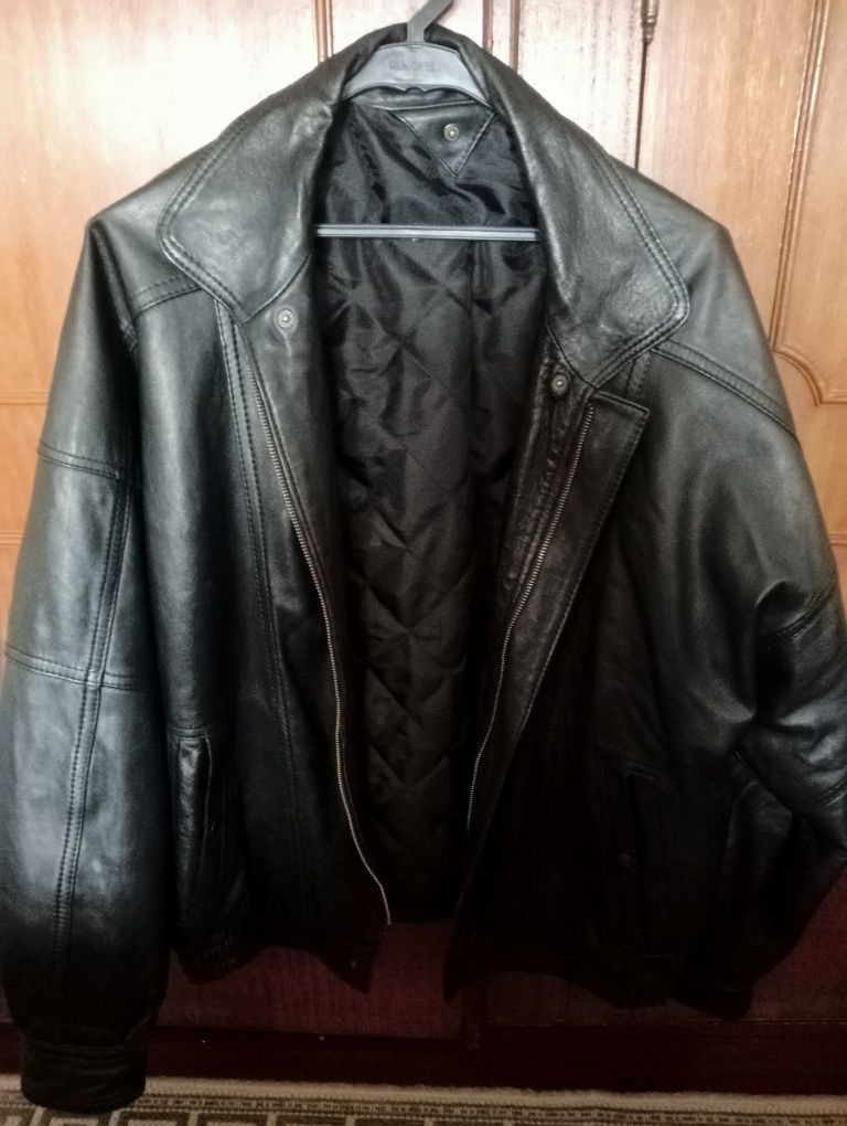 Vendo casaco homem em pele tamanho XL