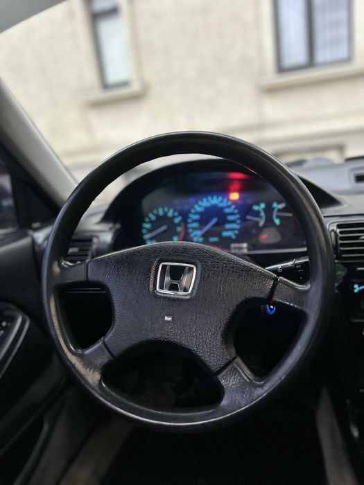 Honda Accord 2.0