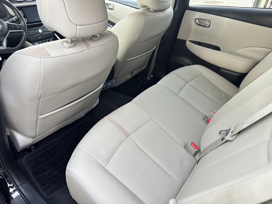 Nissan Leaf 2021 elektro 62 kwh