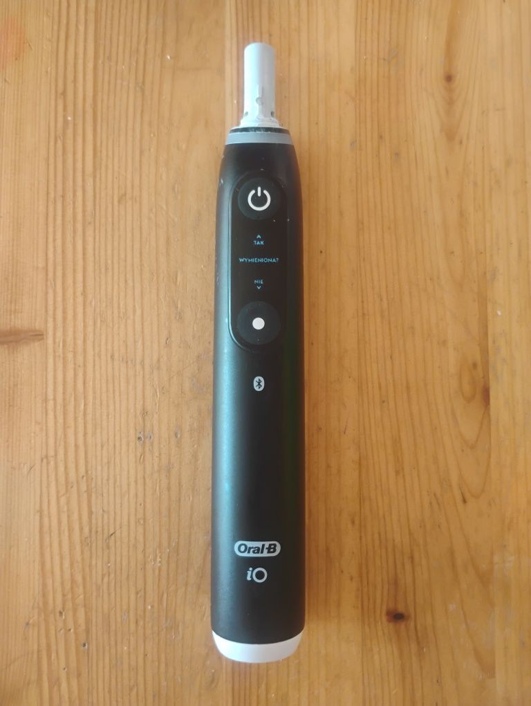 Oral B iO series 6