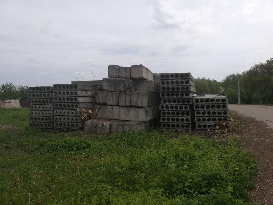 Панелі перекриття/плити перекриття