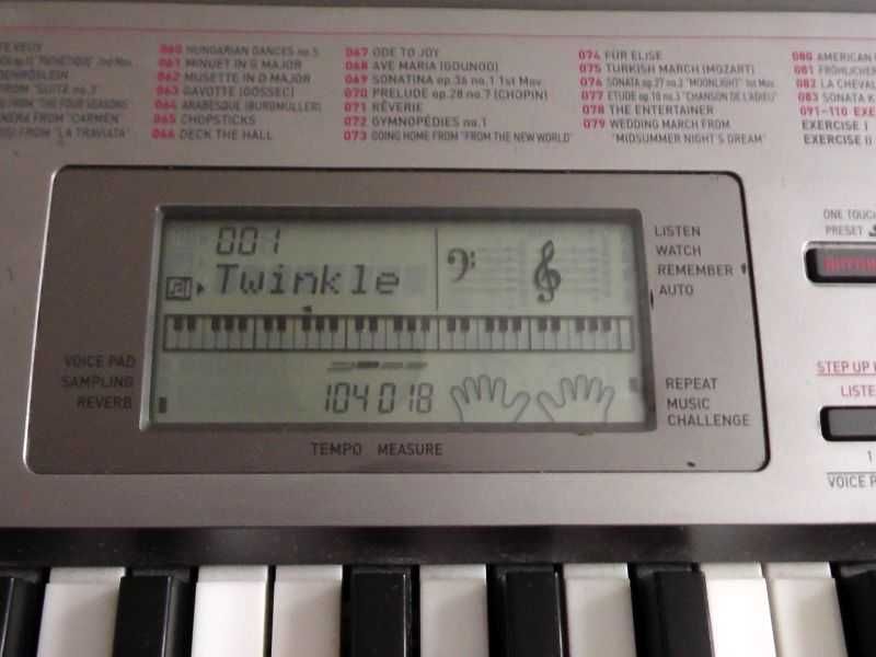 Casio LK-240 Keyboard do nauki podświetlana i dynamiczna klawiatura