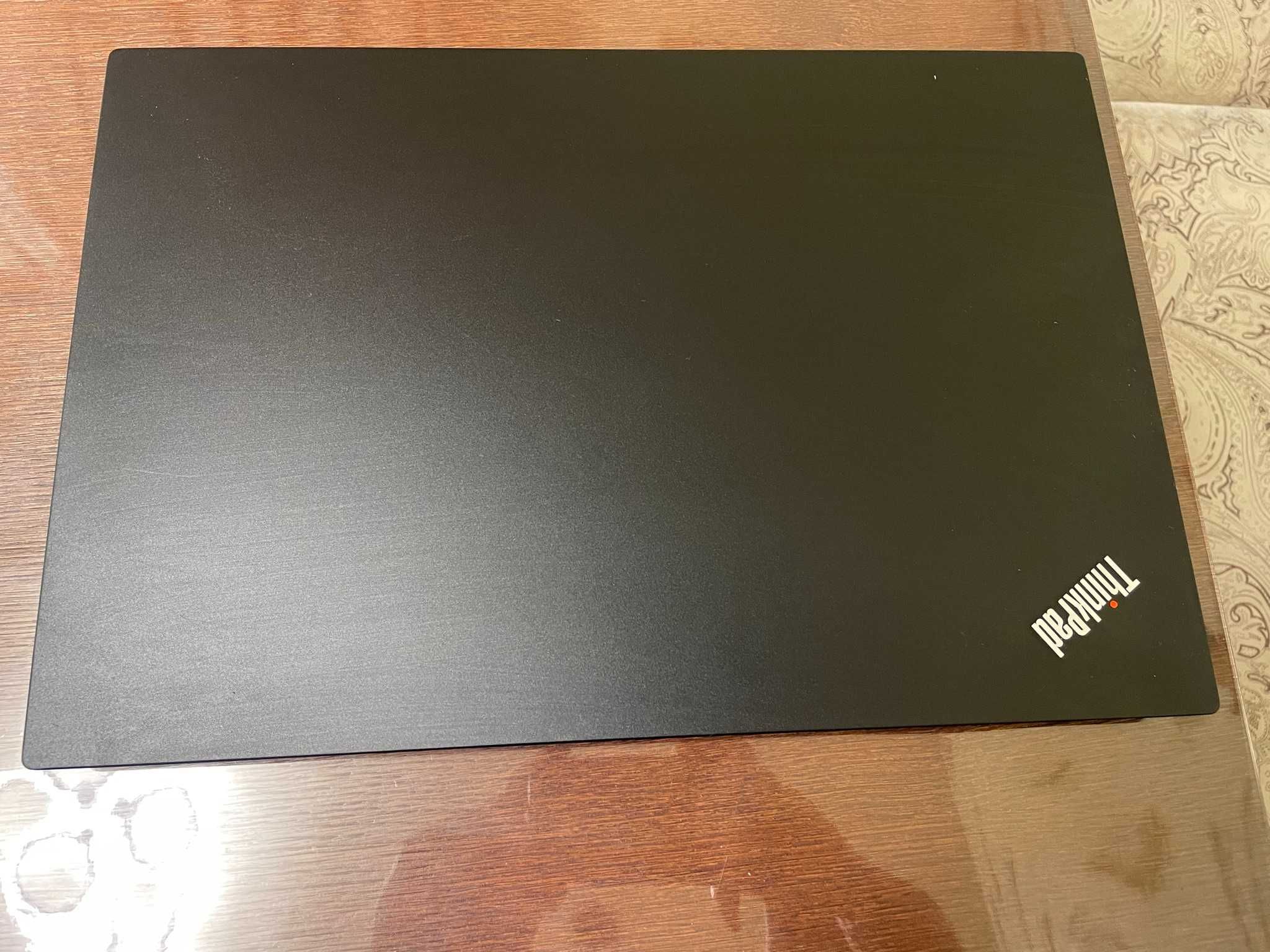 Ноутбук 15" FHD Lenovo Thinkpad E595 (Ryzen 7 3700U/16/SSD256/Vega 10)