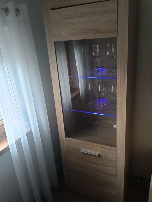 Meble pokojowe LED podświetlane